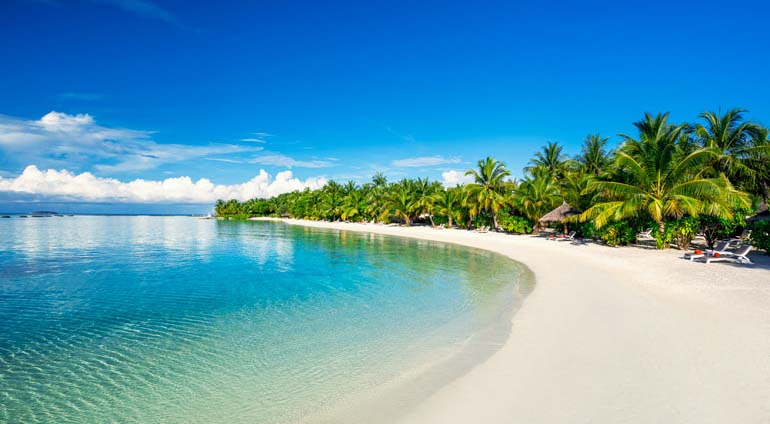 马尔代夫梦幻岛和蜜月岛哪个好玩